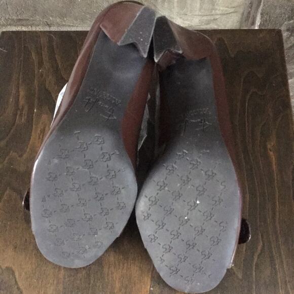 Franco Sarto Brown Peep Toe Heel Size 5 - Picture 7 of 7